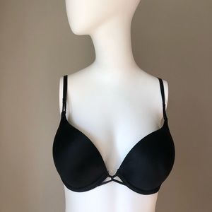 Victoria’s Secret bombshell bra